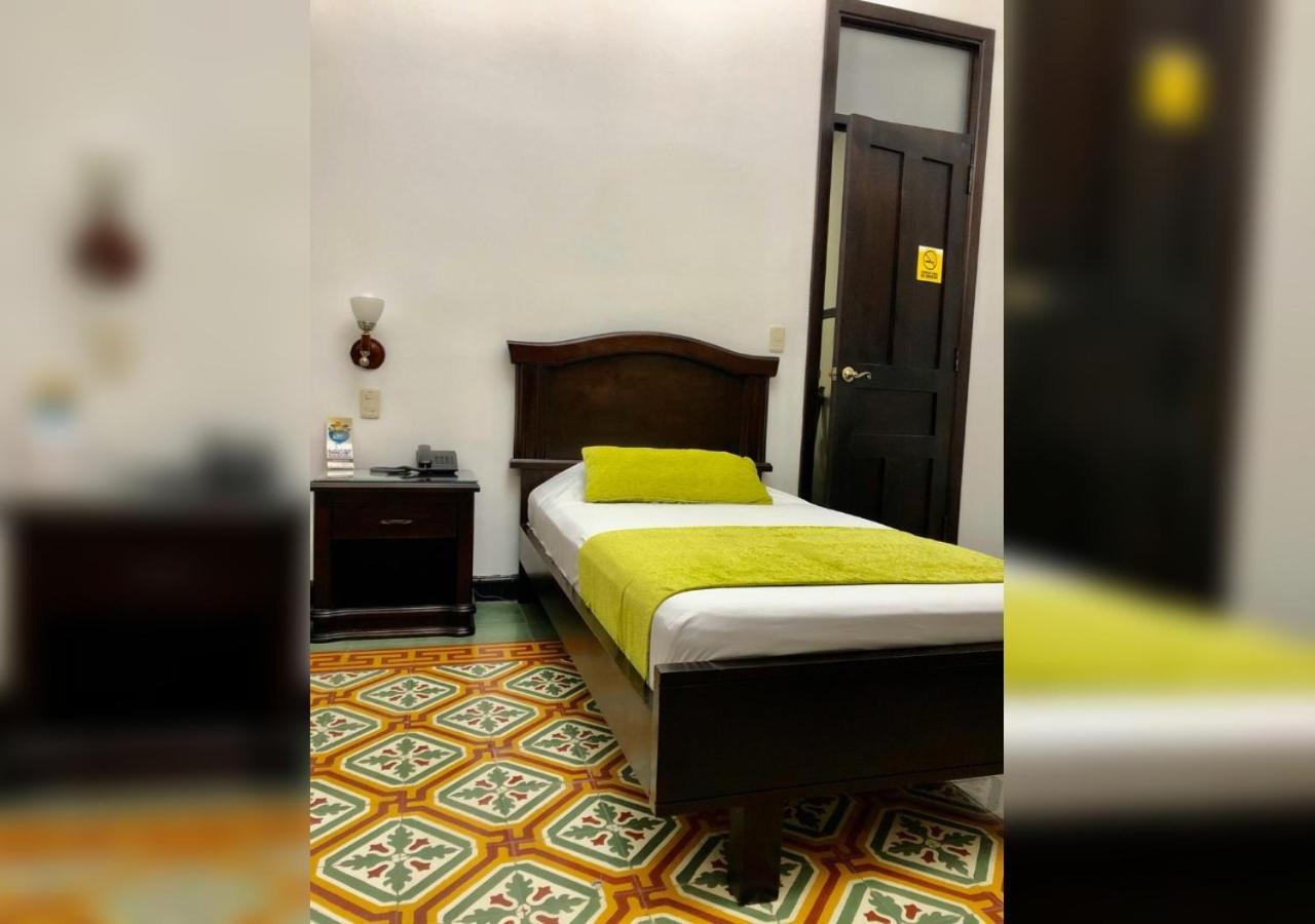 فندق Casa Escobar بوغا المظهر الخارجي الصورة